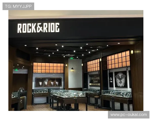 开云官方最新旗舰店全面上线,带你体验奢华时尚新潮流 开云官方最新旗舰店全面上线,带你体验奢华时尚新潮流